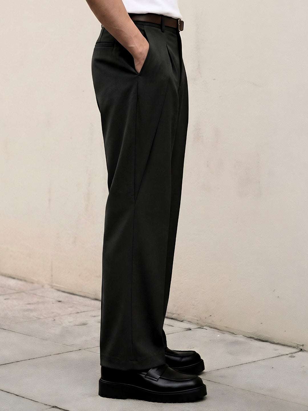 Black Solid Loose Fit Overpleat Korean Pant