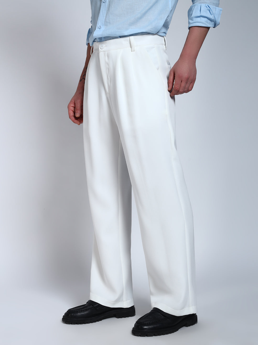 White Solid Pleated Korean Pants