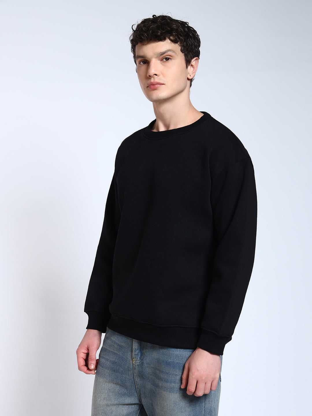 Black Solid Regular Fit Sweatshirt