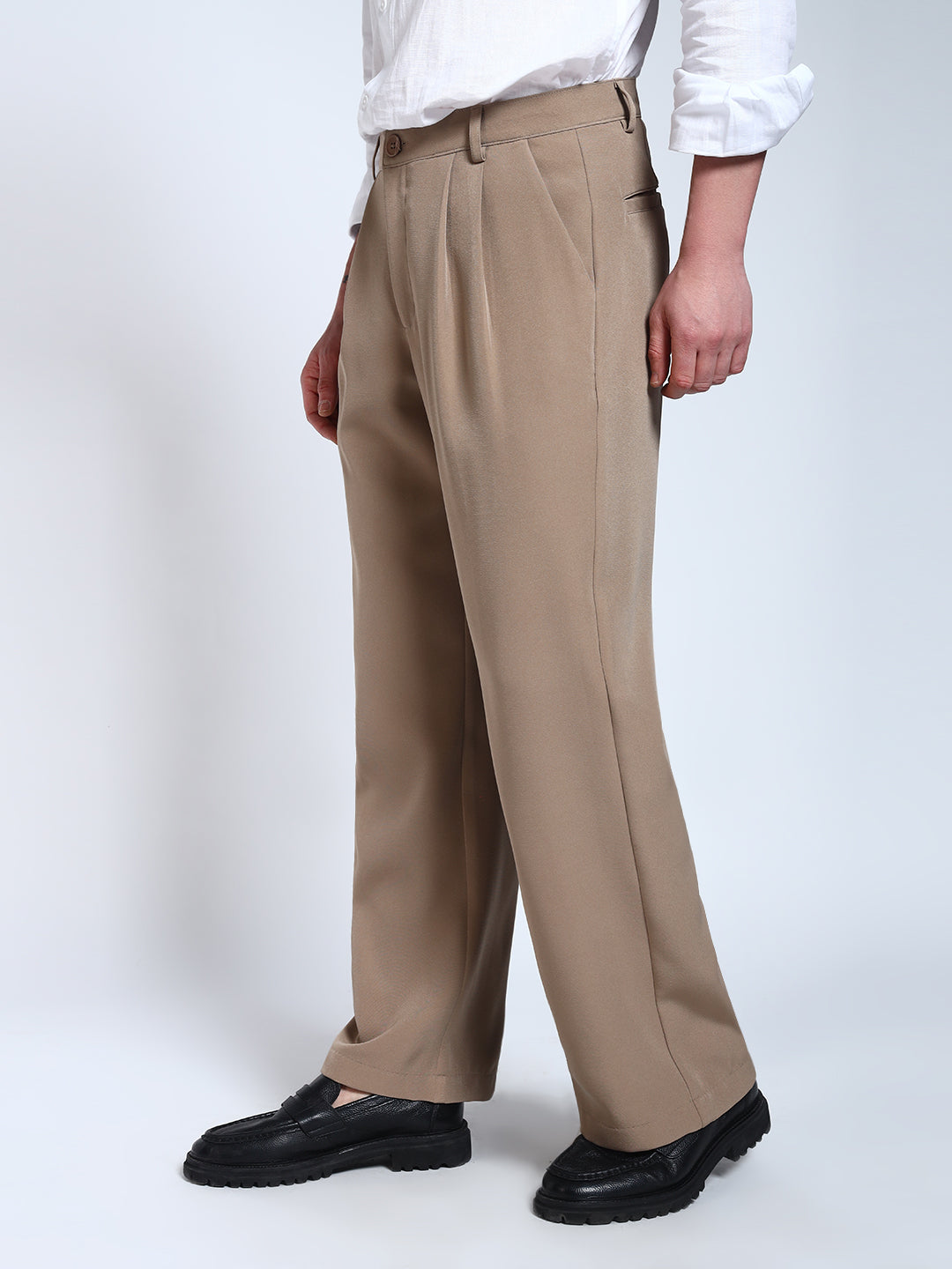 Fawn Solid Pleated Korean Pants