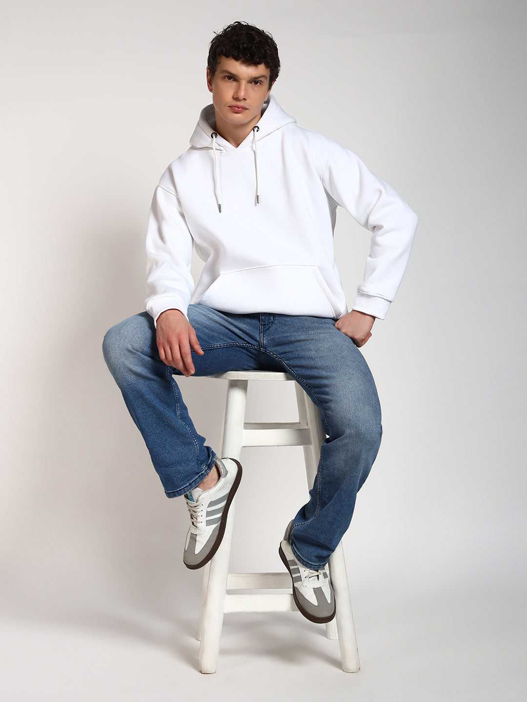 White Solid Regular Fit Hoodie Sweatshirt