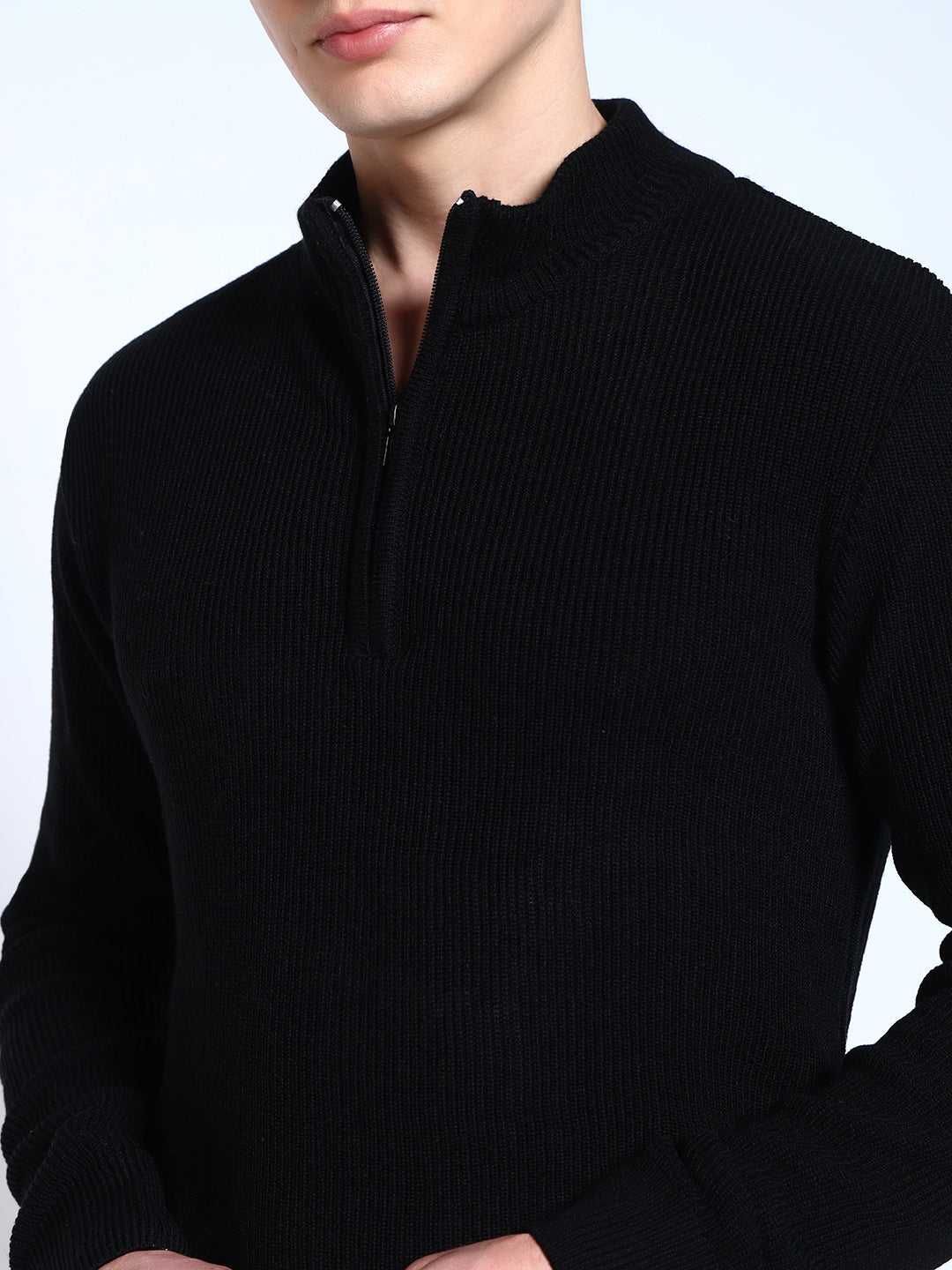 Black Solid Ribbed Zip-Top Pullover-Sweater