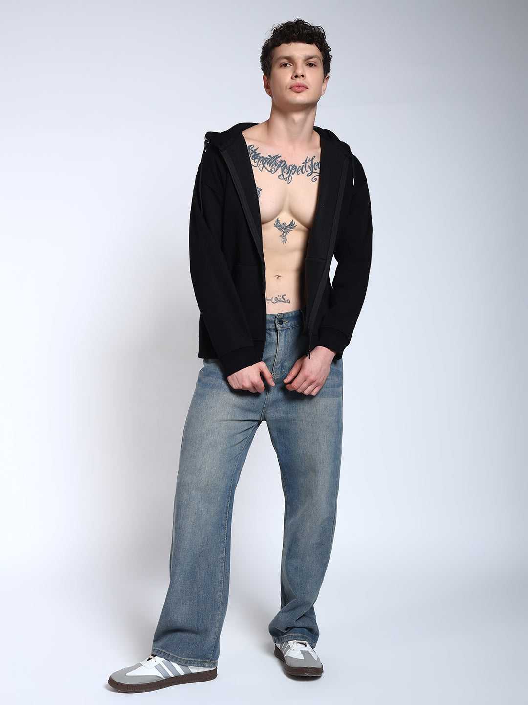 Black Solid Regular Fit Zipper Hoodie Sweatshirt