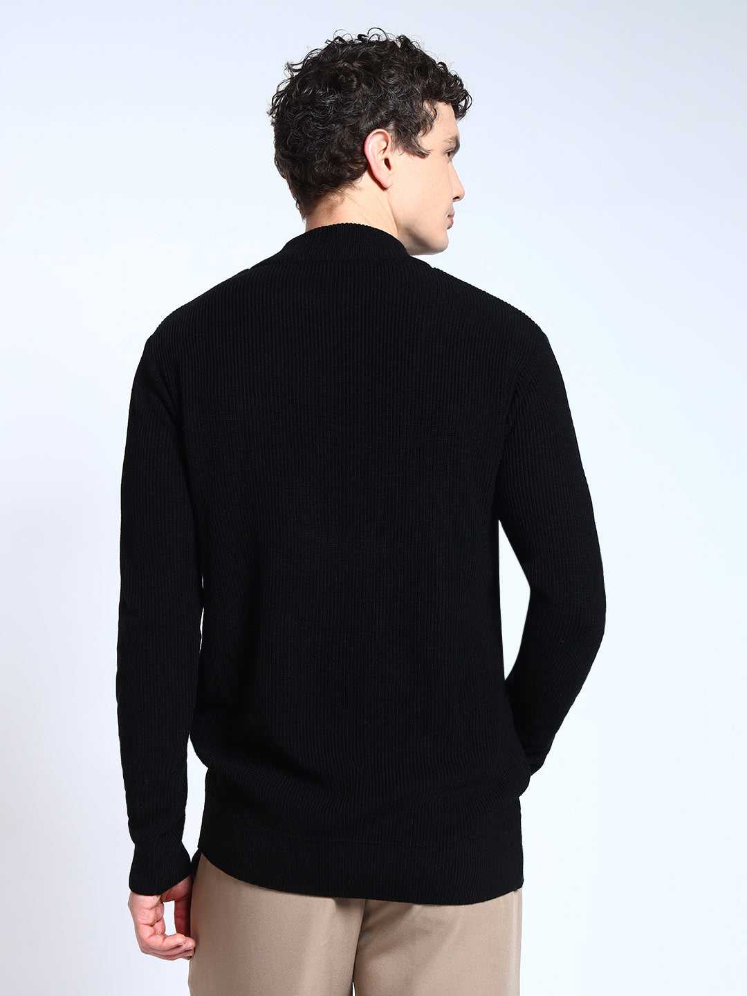 Black Solid Ribbed Zip-Top Pullover-Sweater