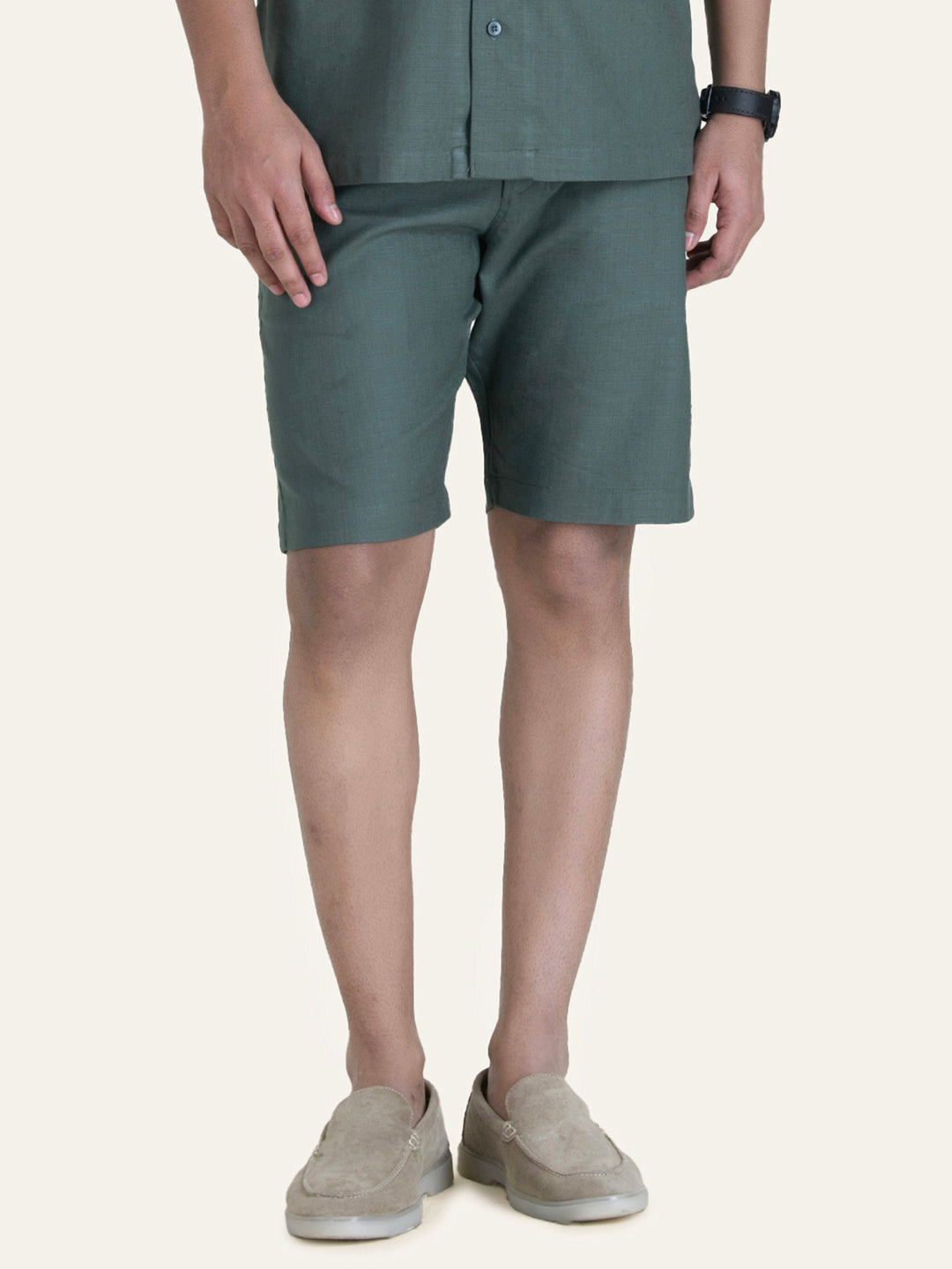 English Green Linen Solid Shorts