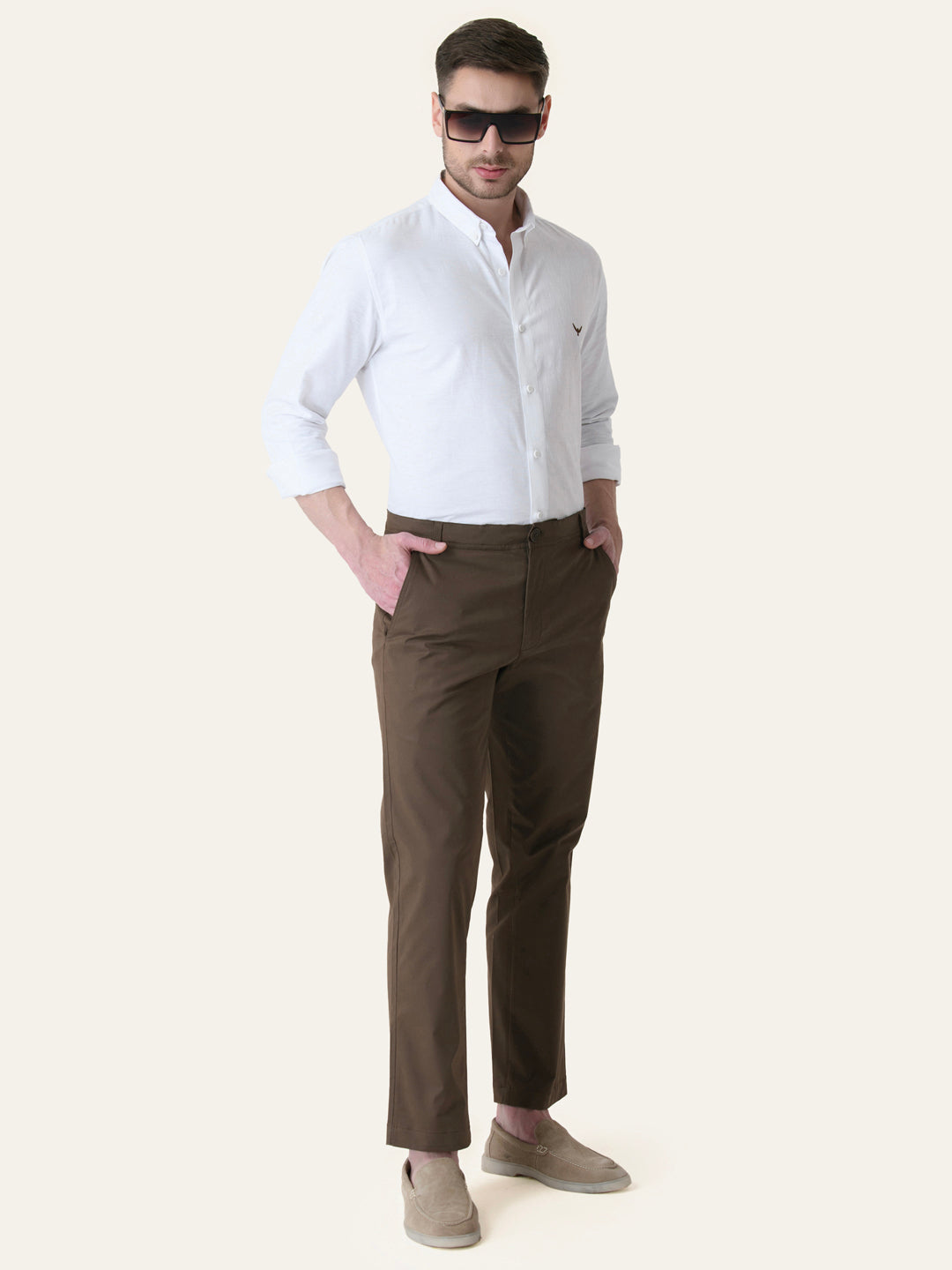 Brown Solid Slim Fit Chinos