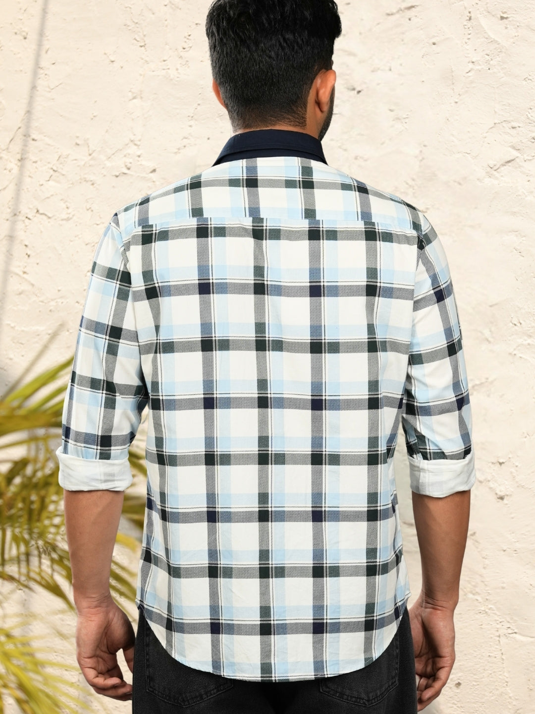Contrast collar cotton sky blue checks shirt