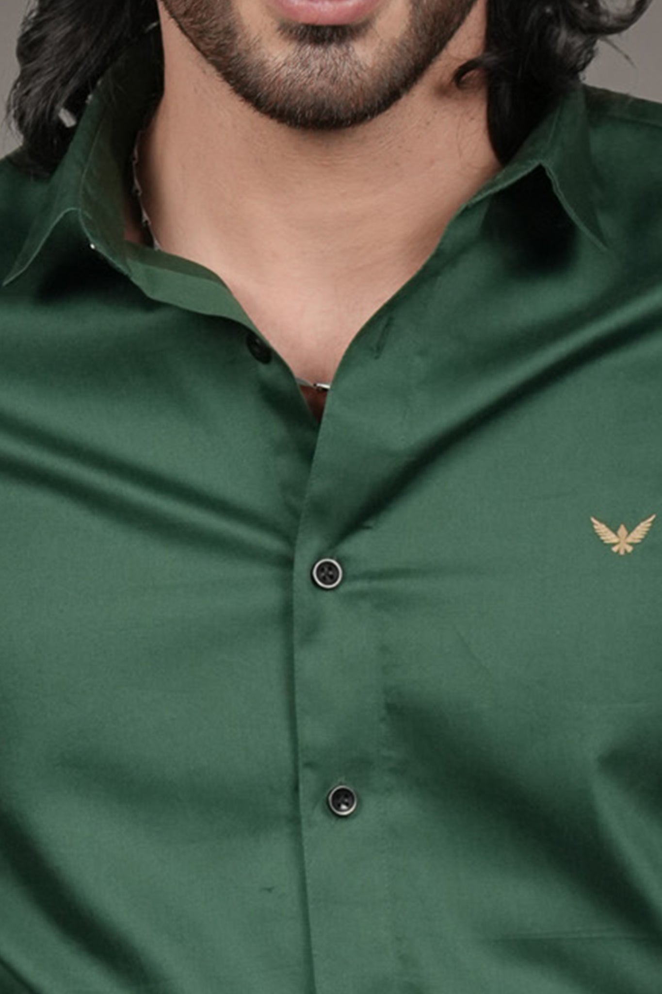 English Green Solid Cotton Satin Slim Fit Shirt