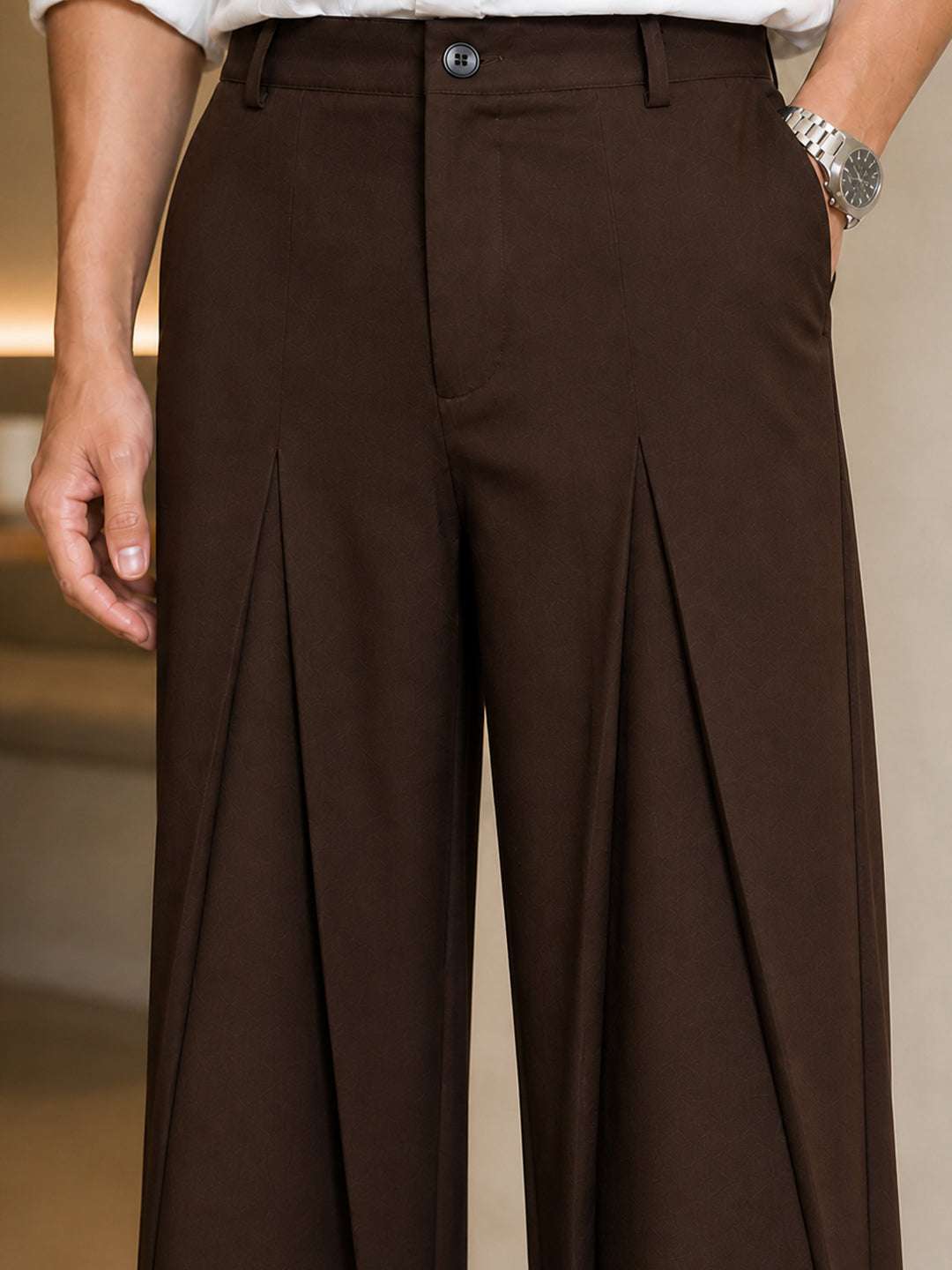 Brown Solid Loose Fit Mid-pleat Korean Pant