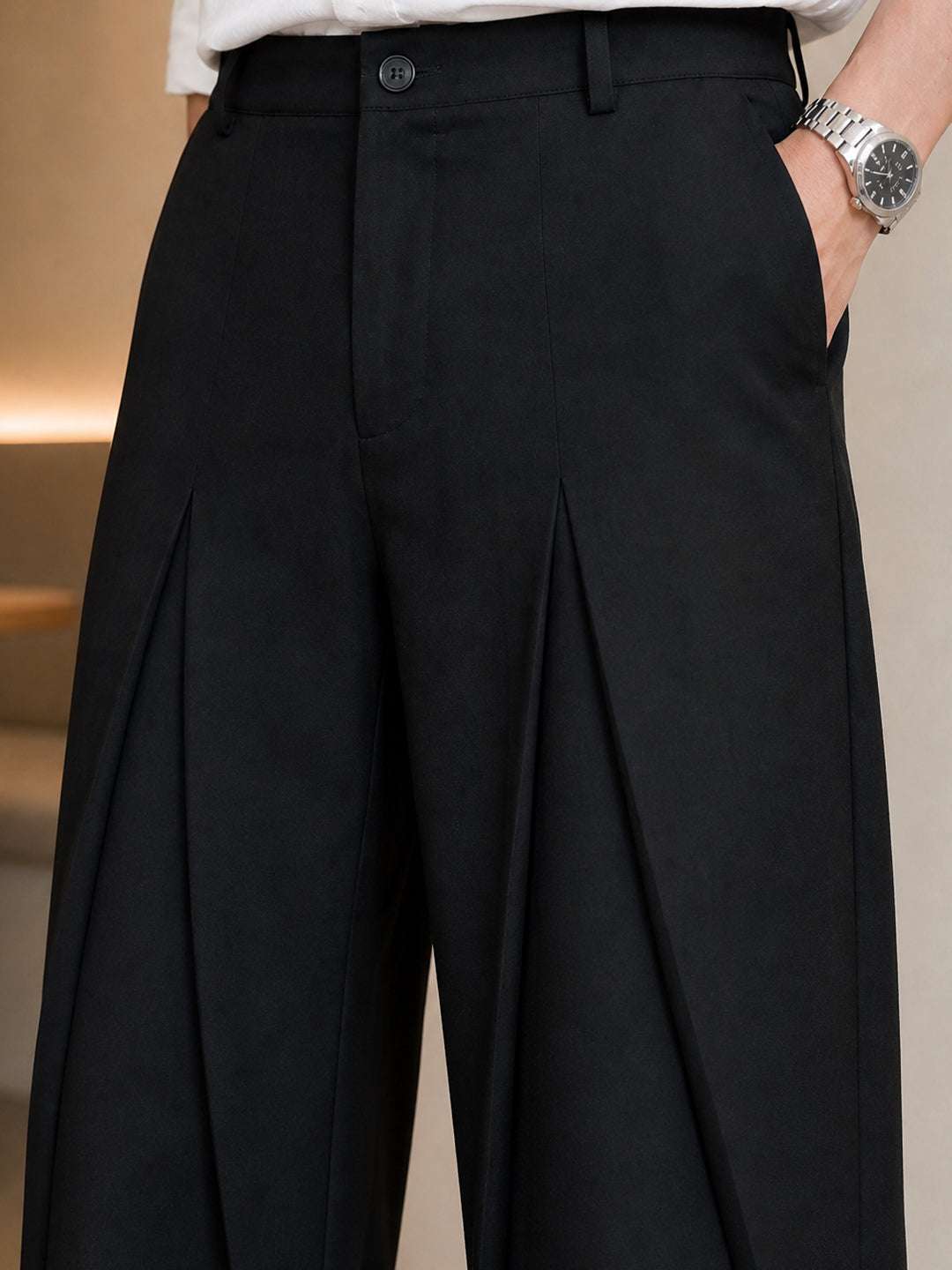 Black Solid Loose Fit Mid-pleat Korean Pant