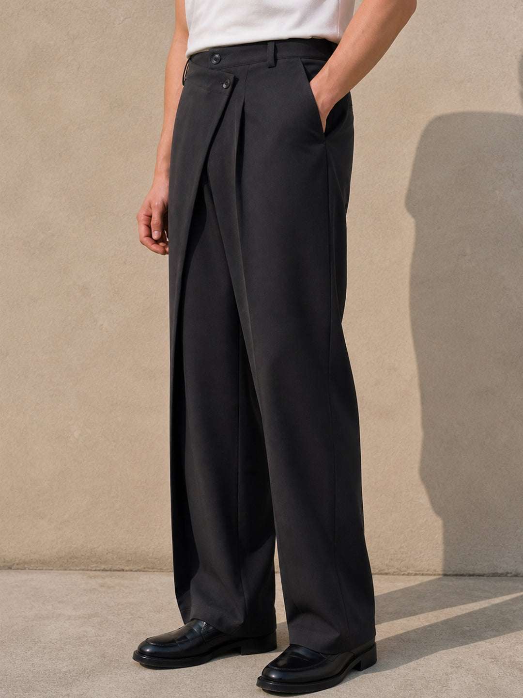 Black Solid Banana Crepe Relaxed Fit Korean Pant