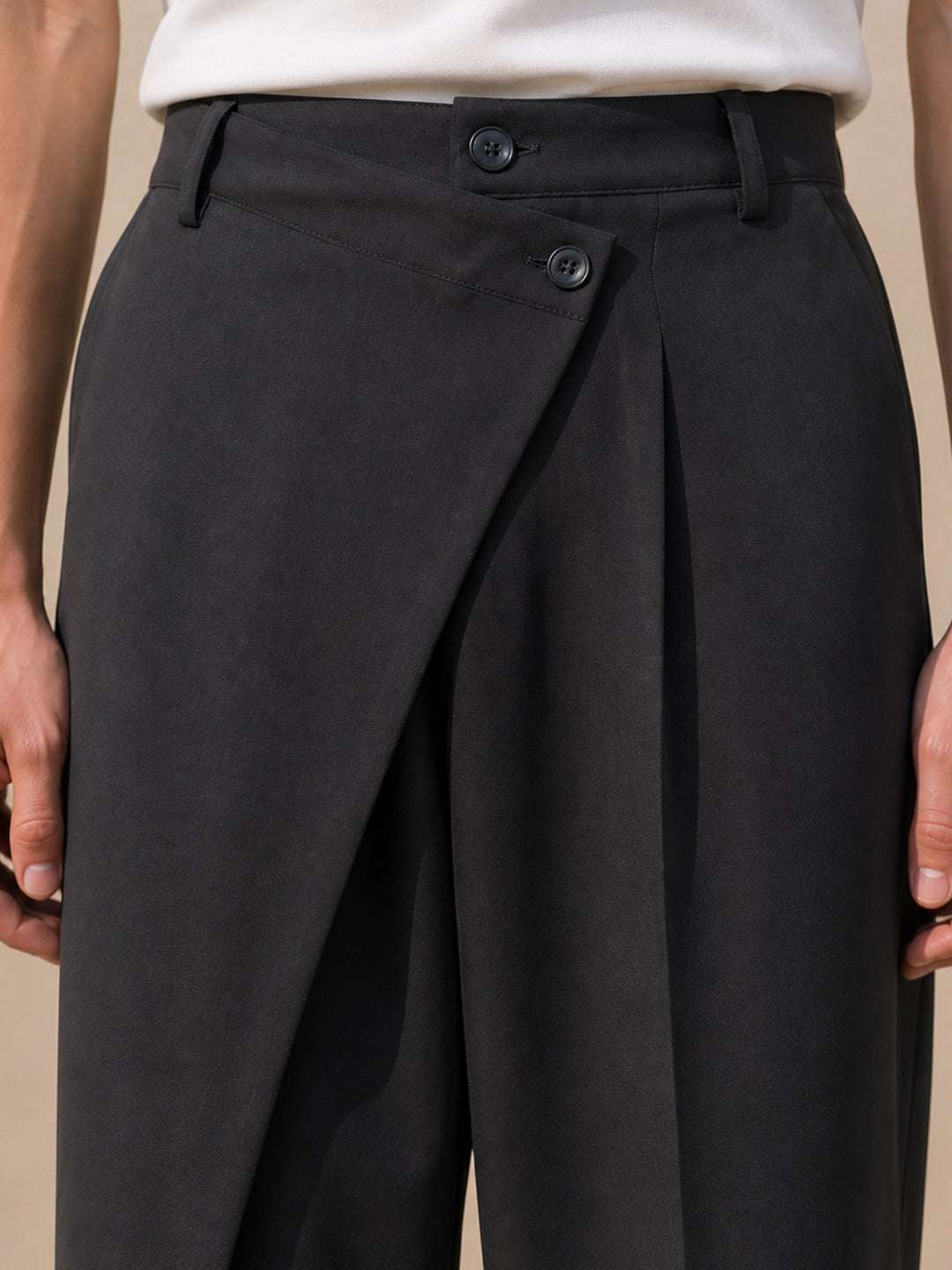 Black Solid Banana Crepe Relaxed Fit Korean Pant