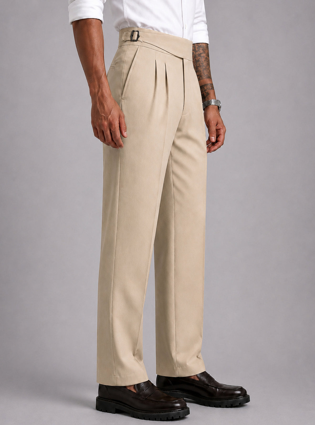 Cream Solid Straight Fit Single Buckle Gurkha Pant For Men