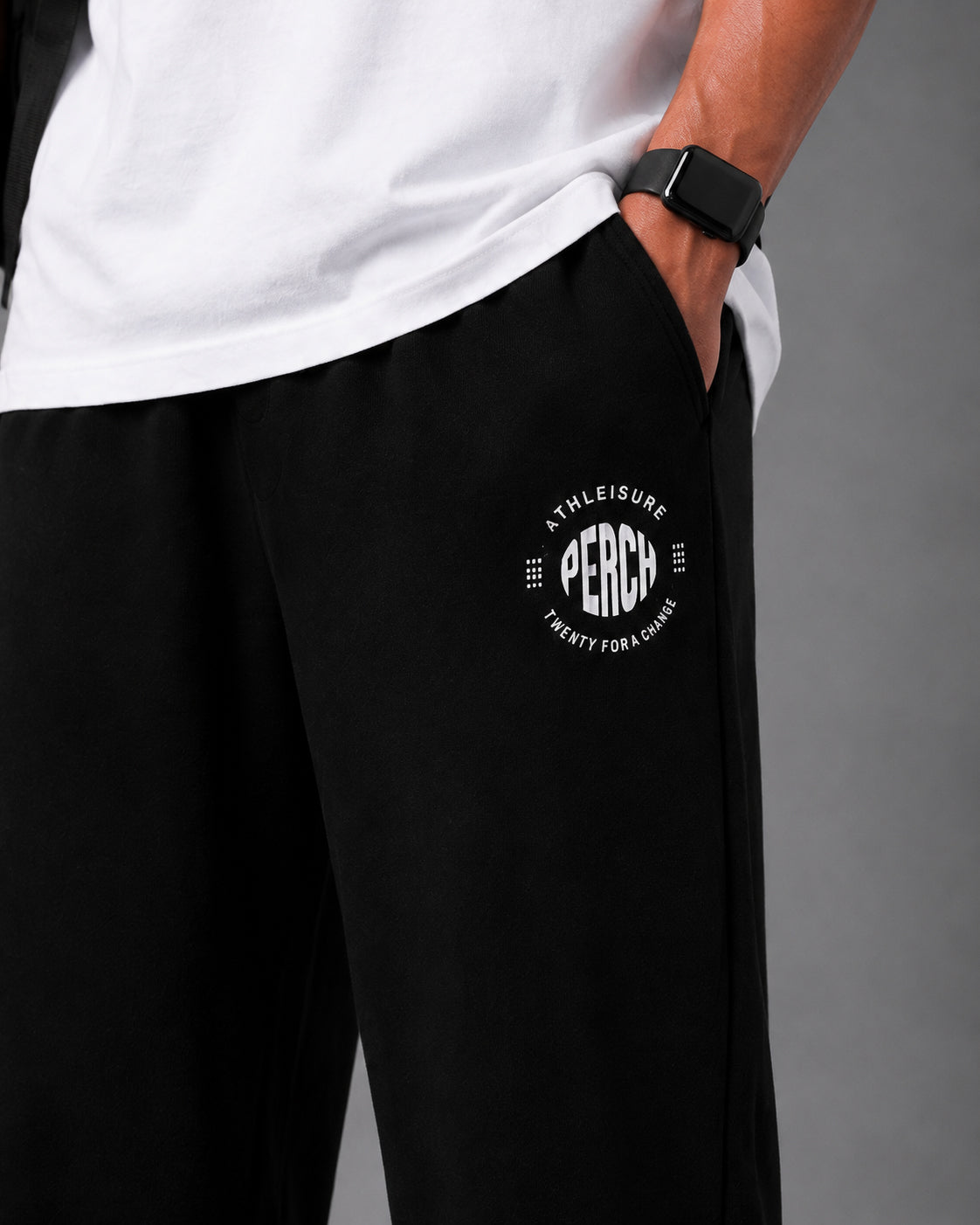 Black Solid Relaxed Fit Elastic Cotton Jogger