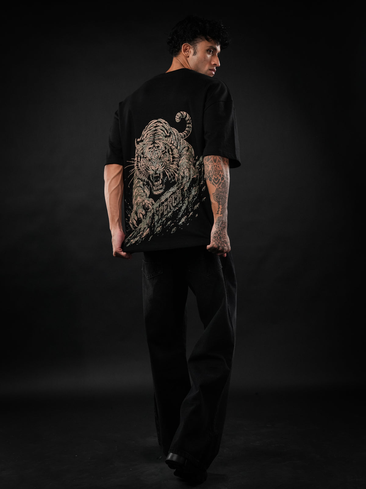 Black Lion Print Oversized Tshirt