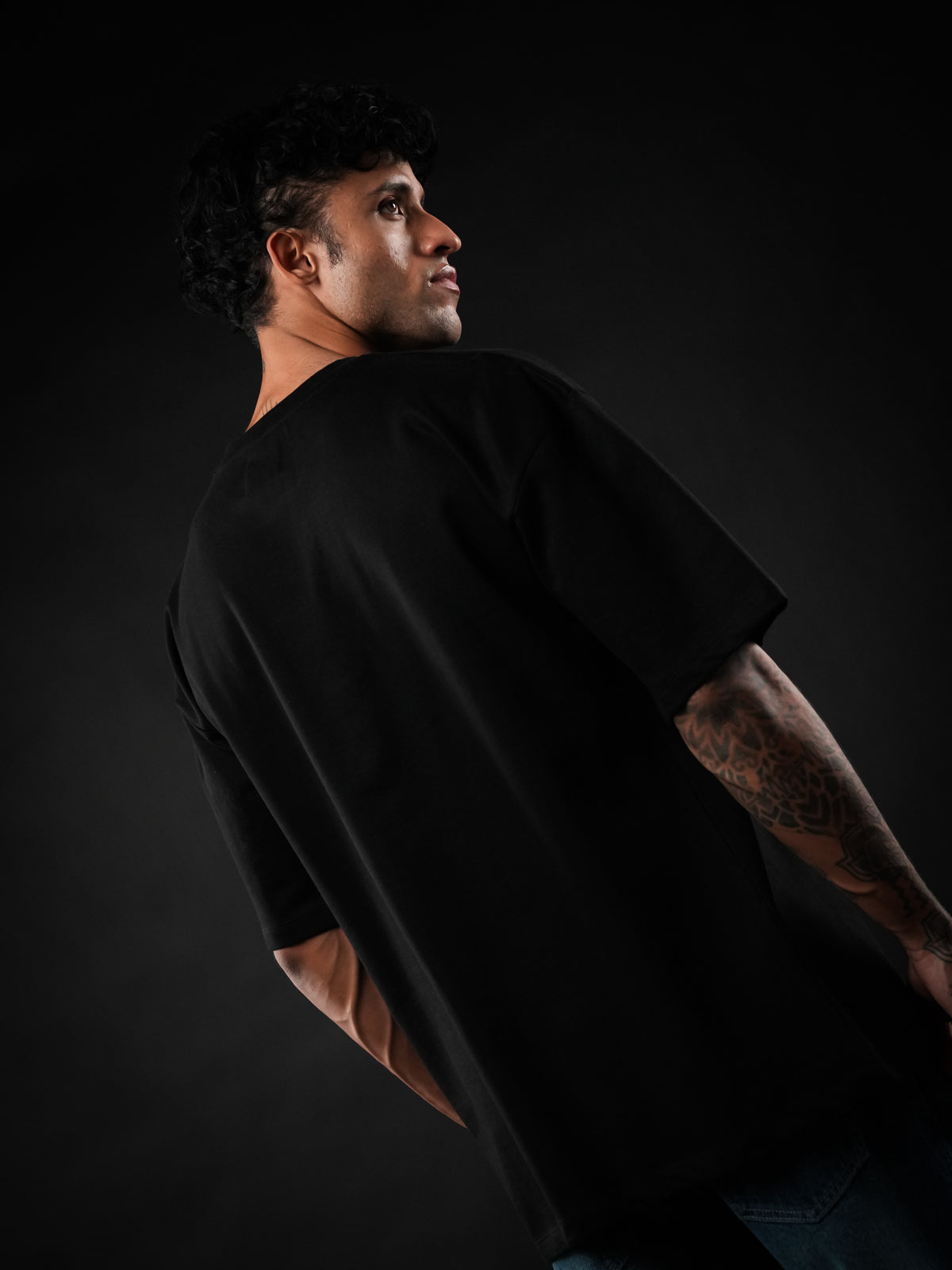 Black Solid Oversized Tshirt