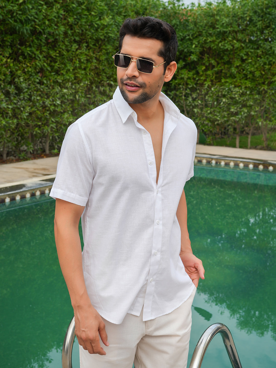 White Solid Slim Fit Half Sleeve Linen Cotton Shirt