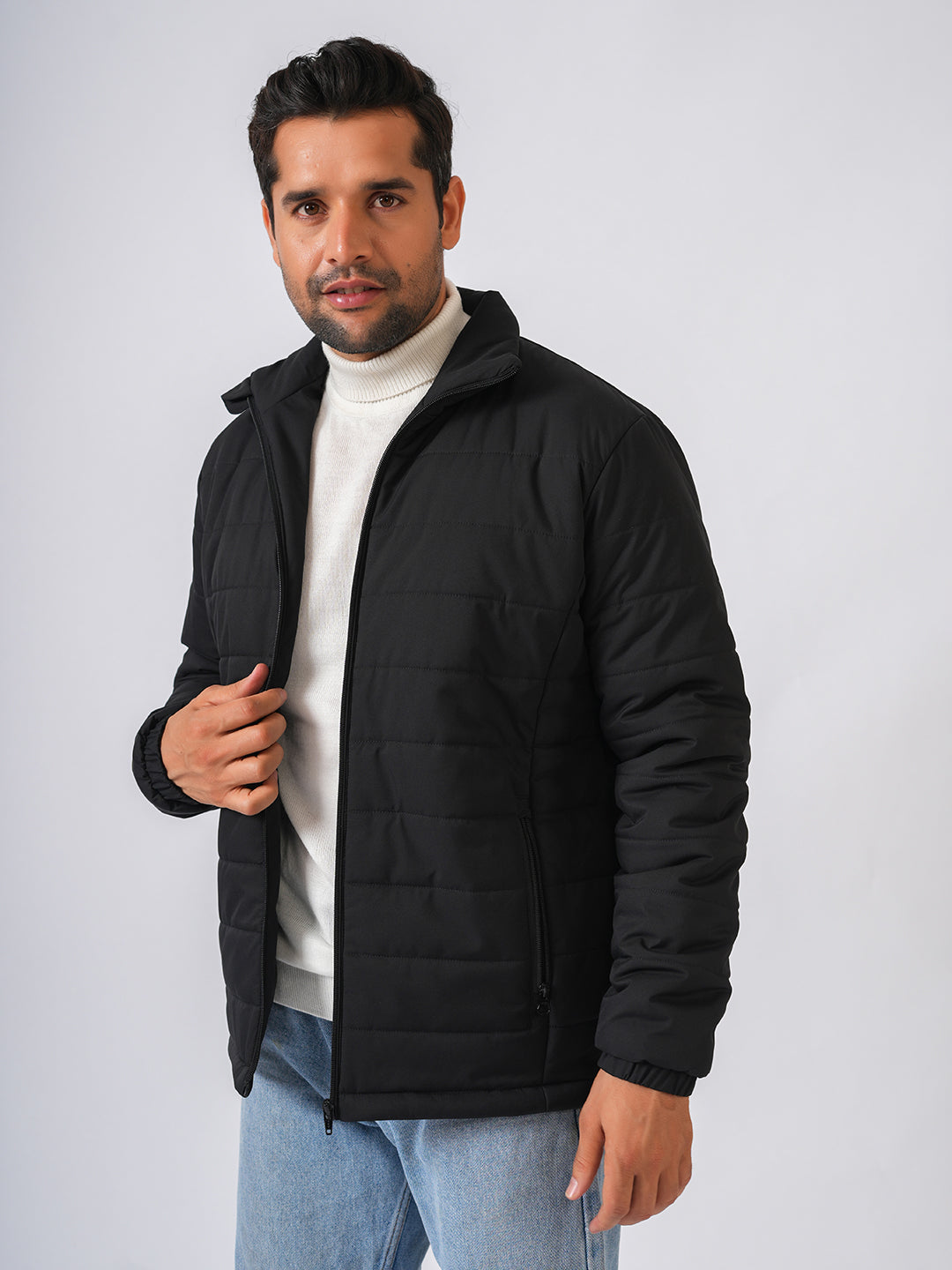 Black Solid Lightweight Puffer Jacket