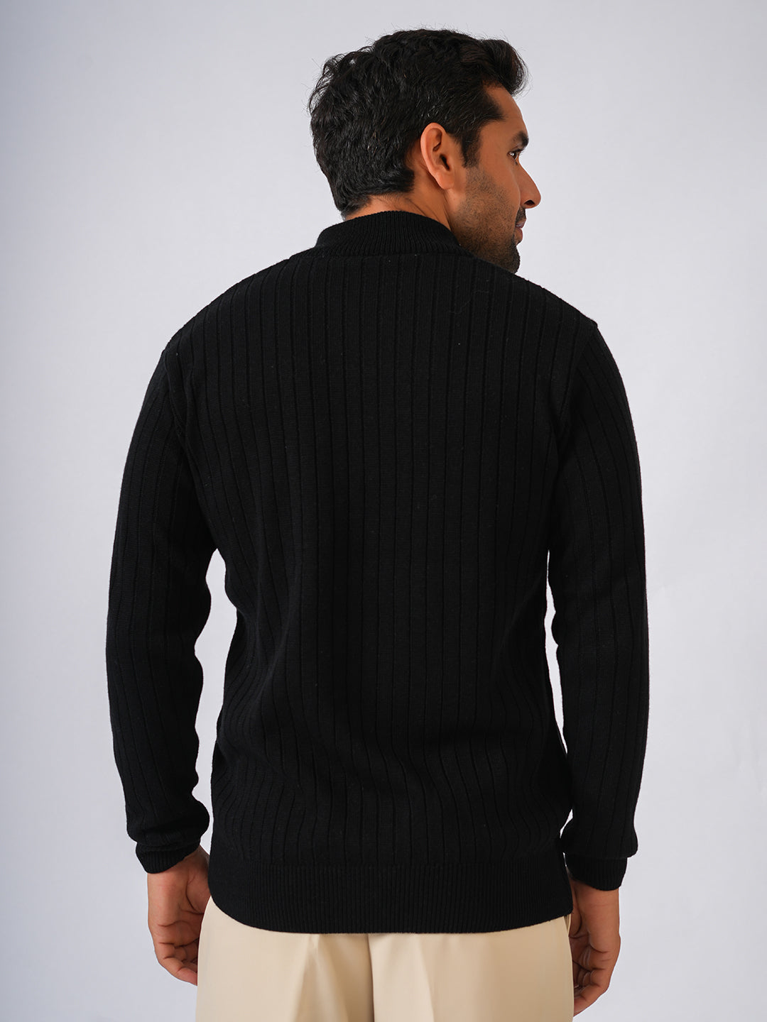 Black Solid Ribbed Full Zipper Pullover-Sweater