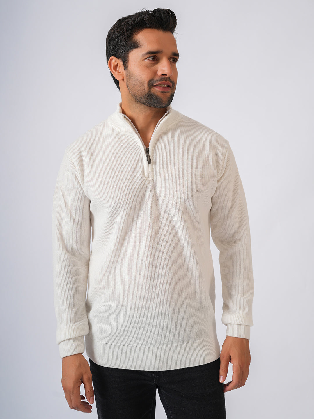 White Solid Ribbed Zip-Top Pullover-Sweater