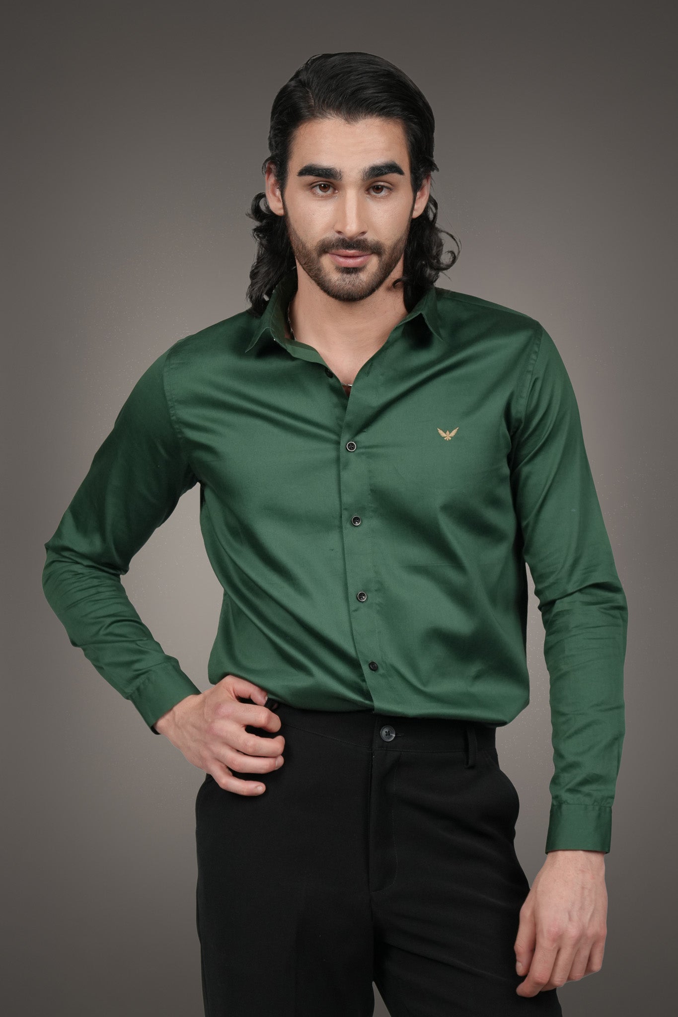 English Green Solid Cotton Satin Slim Fit Shirt